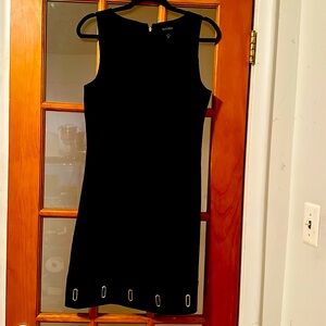 Gorgeous black dress White House , Black Market size 6. Perfect condition.